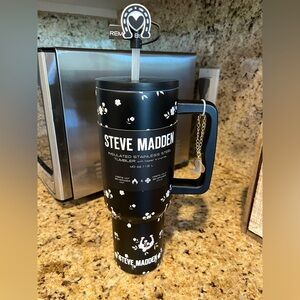 Steve Madden Floral Horseshoe Tumbler with Straw Top Cowboy Hat/Boot Charm